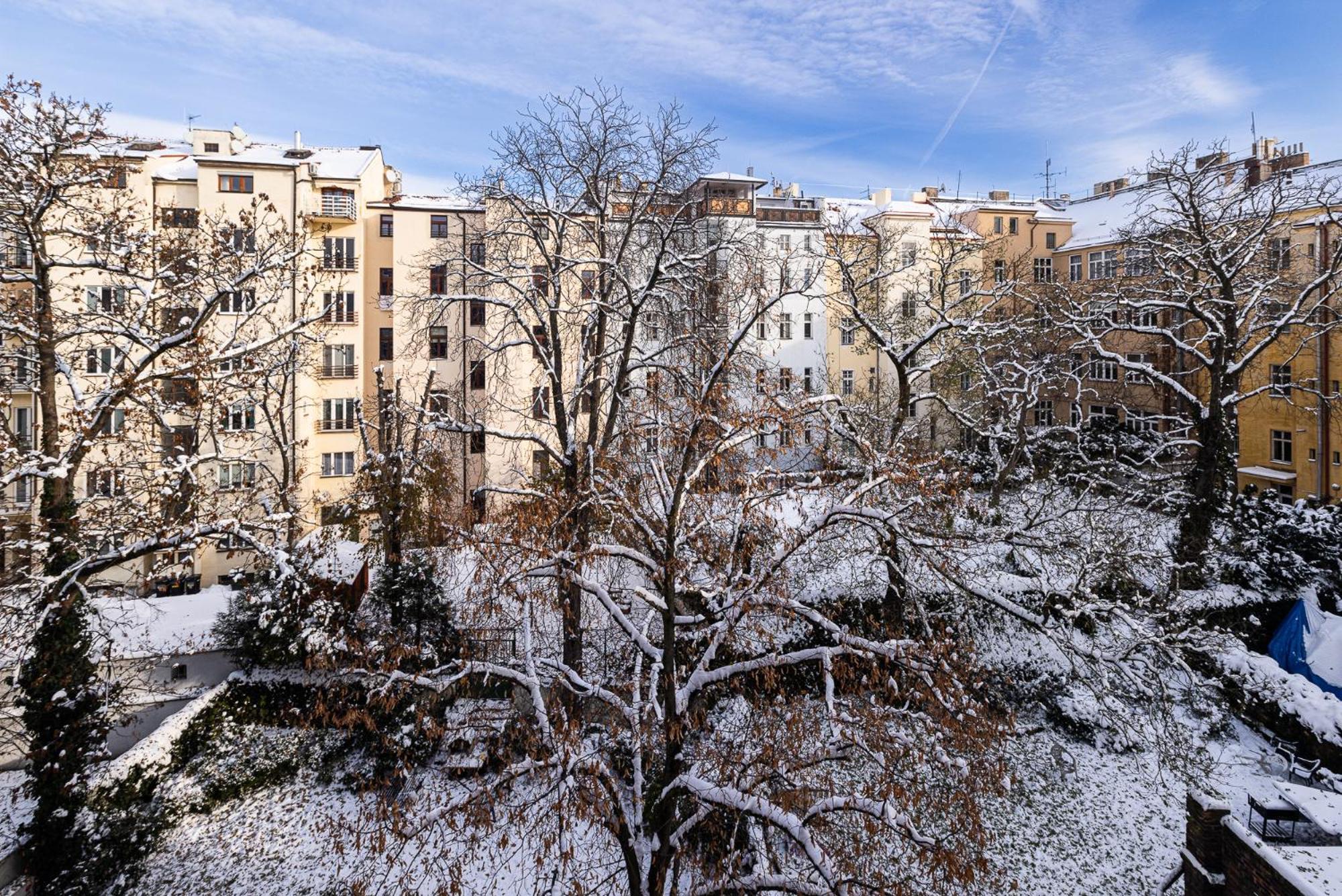 Big 2bds - Belgicka Apartament *